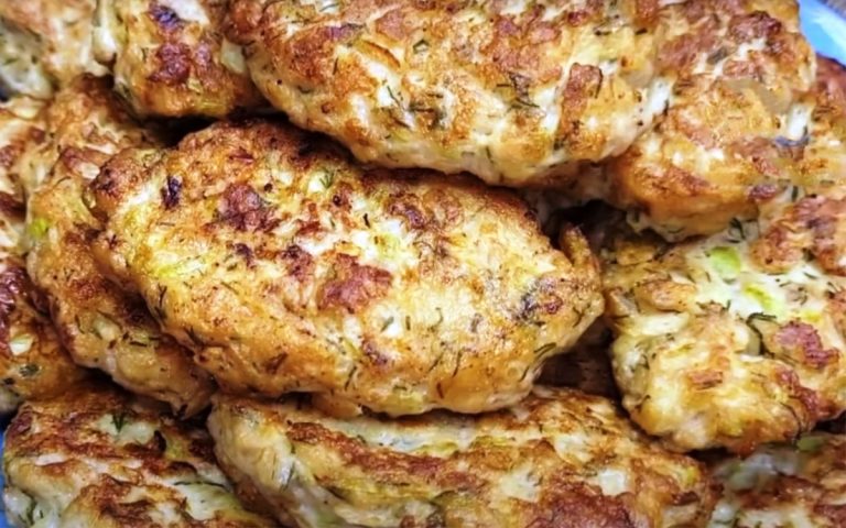 Нежные и сочные котлетки с кабачками