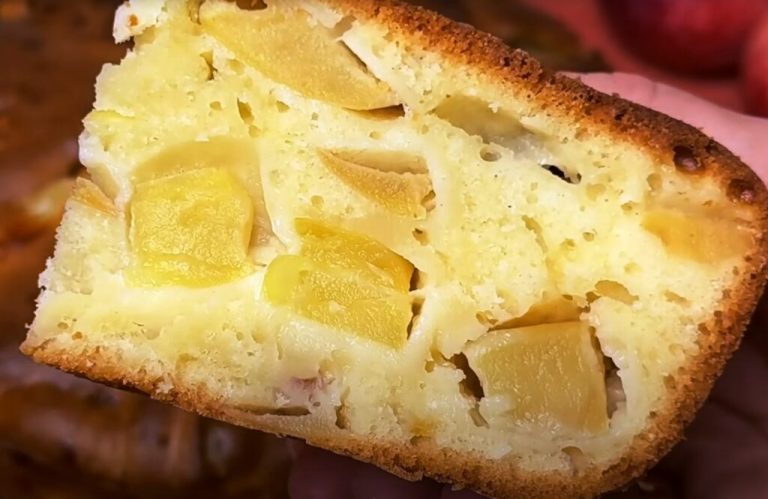 Быстрый яблочный пирог без возни