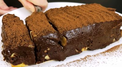 Ни духовки, ни яиц, ни муки! Возьмите 2 стакана молока и какао — секрет невероятно нежного десерта