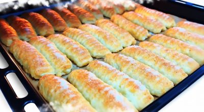 Гора нежности к вашему чаю: рецепт творожных трубочек, которые тают во рту и готовятся на скорую руку