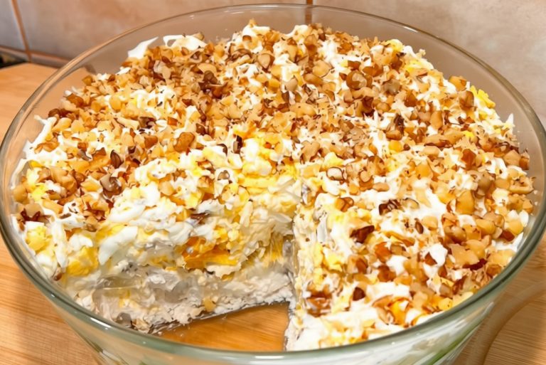 Необычный салат «Мадонна». Роскошный праздничный вкус за 15 минут: готовится быстро и легко
