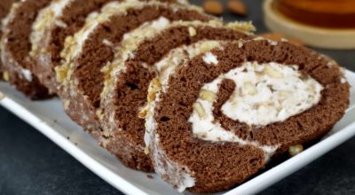 Шоколадный рулет с нежнейшим суфле — не ломается и остаётся невероятно мягким