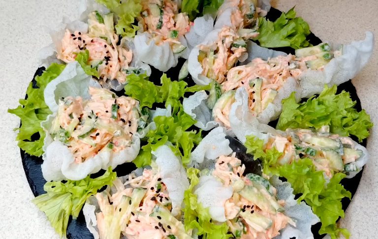 Удивительная закуска из крабовых палочек с огурцом