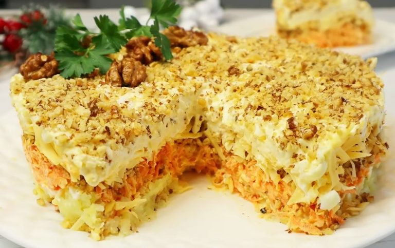 Оригинальный новогодний салат «Шапка Мономаха». Просто и вкусно, без мяса